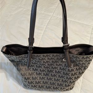 Michael Kors Tote - Silver/Gray